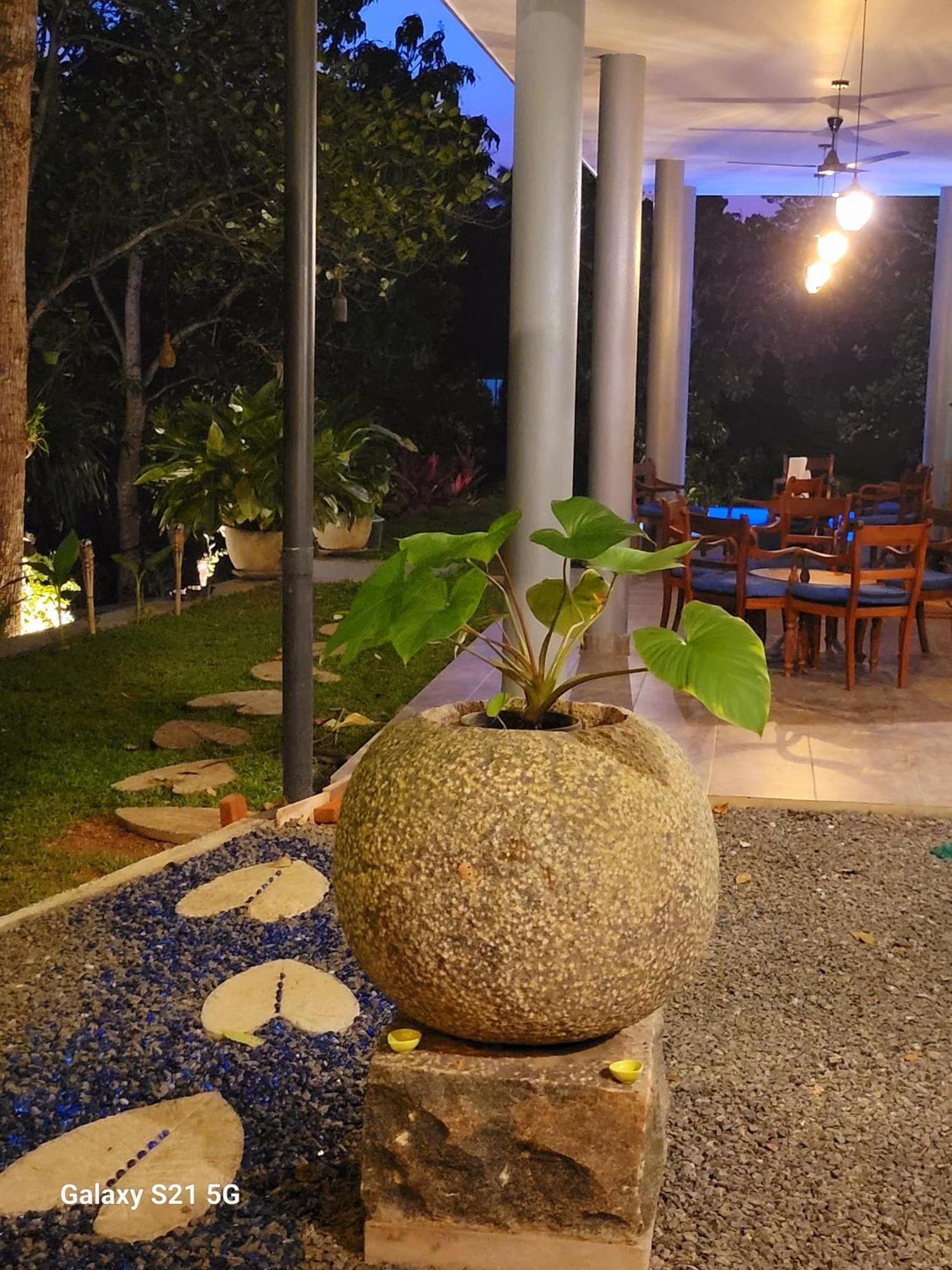 Barefoot Bungalow Hikka Hikkaduwa Luaran gambar